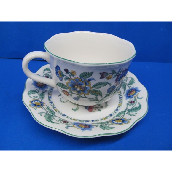 Nikko Oriental Garden Cup And 4 Saucers In Excellent Condition - Picture 3 of 16